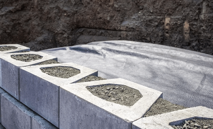 geotextile fabric under pavers