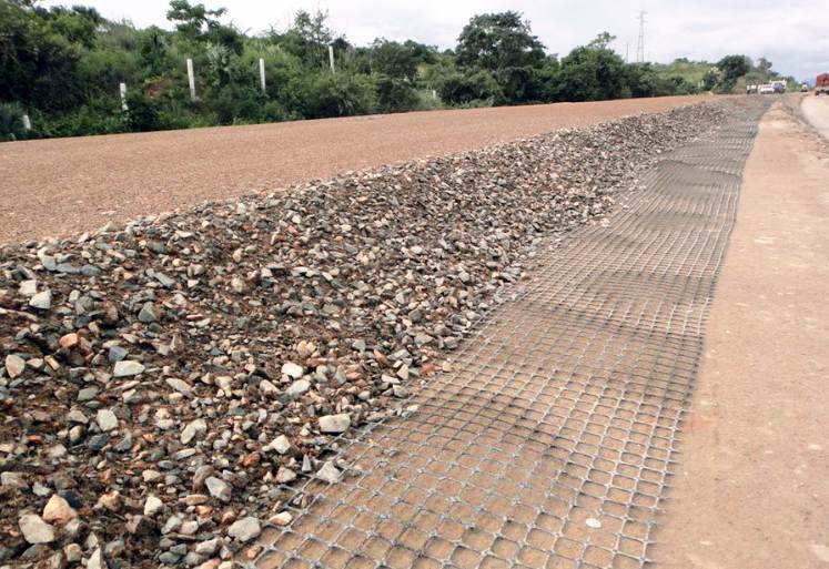 use geogrid to imporve bearing capacity