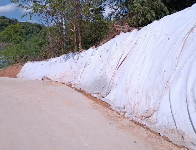 geotextile fabric containment